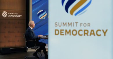 Rusia advierte que la ‘Cumbre por la Democracia’ de EE.UU. promueve «ideas peligrosas de exclusividad»