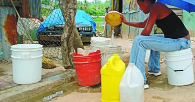 La escasez de agua sigue trastornando a la gente