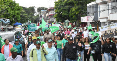 Fuerza del Pueblo encabeza multitudinaria marcha en protesta de la situación que atraviesa RD