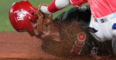 Charros blanquean 3-0 a Santurce y se acercan a semifinal de Serie del Caribe