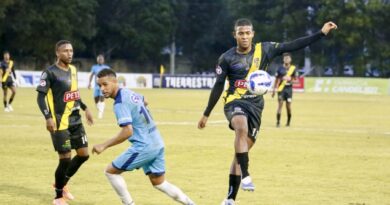 Salcedo derrotó 1-0 al Moca en sexto partido de la Ligilla