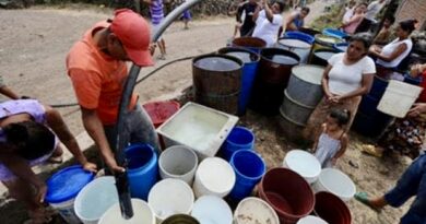 Moradores de Los Alcarrizos denuncia problema constante de falta de agua