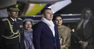 Presidente ecuatoriano decreta un toque de queda en cuatro provincias del país