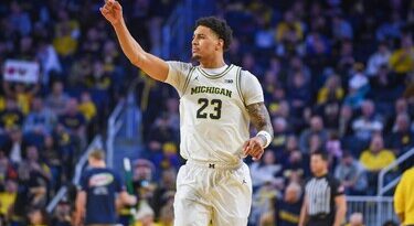 Lendeborg, con 23 puntos, impulsa a Michigan a los Elite 8 al vencer a Alabama en NCAA Lendeborg, con 23 puntos, impulsa a Michigan a los Elite 8 al vencer a Alabama en NCAA