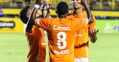 Cibao FC  remonta y empata 2-2 con Moca FC en la Liguilla