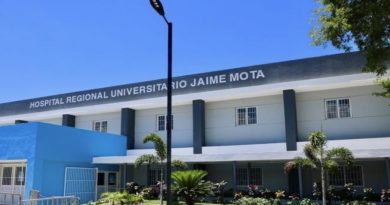 Hospital Jaime Mota se cae a pedazos
