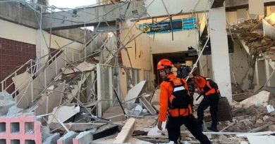 Nuevo sismo en Indonesia en medio de labores de rescate Nuevo sismo en Indonesia en medio de labores de rescate