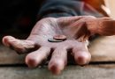 La limosna disfrazada de solidaridad: por qué la socialdemocracia gestiona la miseria en lugar de combatirla