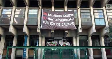Profesores universitarios vuelven al paro en Argentina