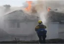Incendios forestales mantienen en alerta al sur de California