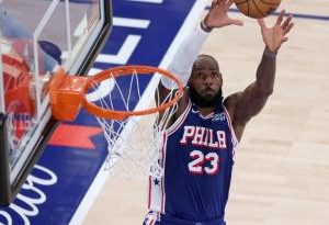 Los Sixers se imponen a los Knicks en apertura de la NBA Los Sixers se imponen a los Knicks en apertura de la NBA
