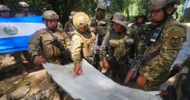Bukele lanza ultimátum a las pandillas de Haití tras el secuestro de cuatro soldados salvadoreños